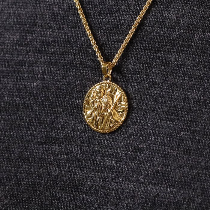 Gold plated Sterling Silver  20mm Round St Christopher Necklace with Spiga Chain