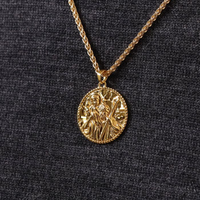 Gold plated Sterling Silver  24mm Round St Christopher Necklace with Spiga Chain