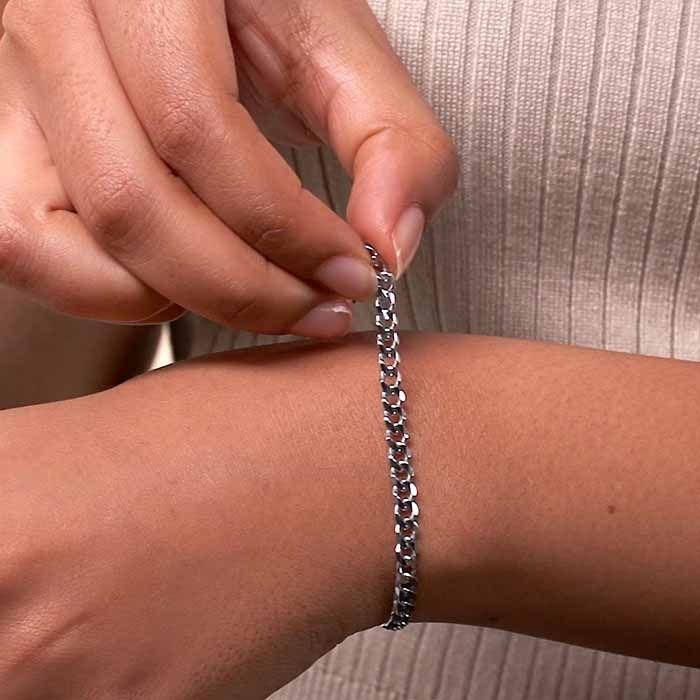 Sterling Silver 4.3mm Diamond Cut Curb Link Bracelet