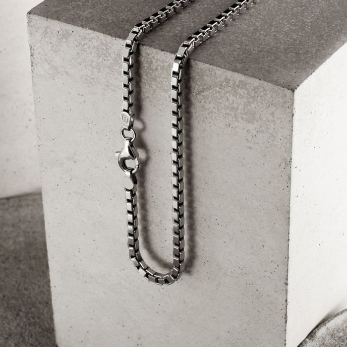 Sterling Silver 2.8mm Box Chain Necklace Diamond Cut